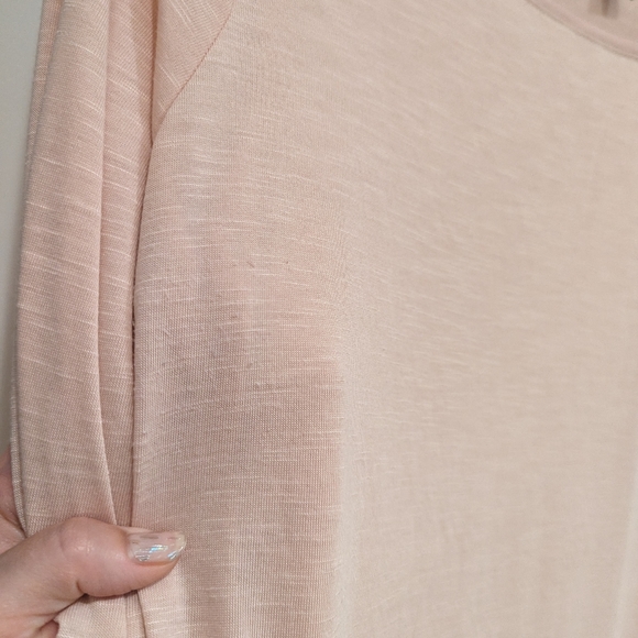 White House Black Market Blouse - Picture 5 of 6